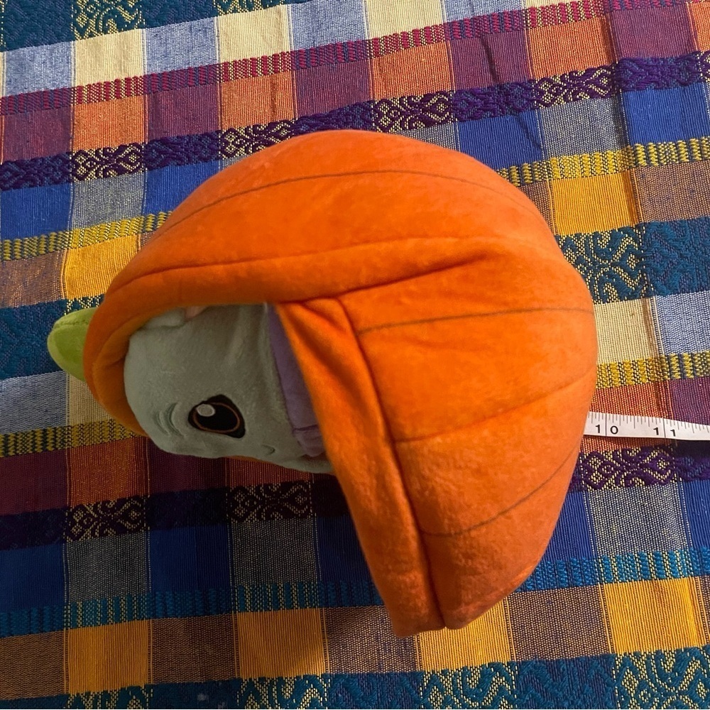 Grogu Plush in Adorable Pumpkin Shell – Star Wars: The Mandalorian - Picture 8 of 10